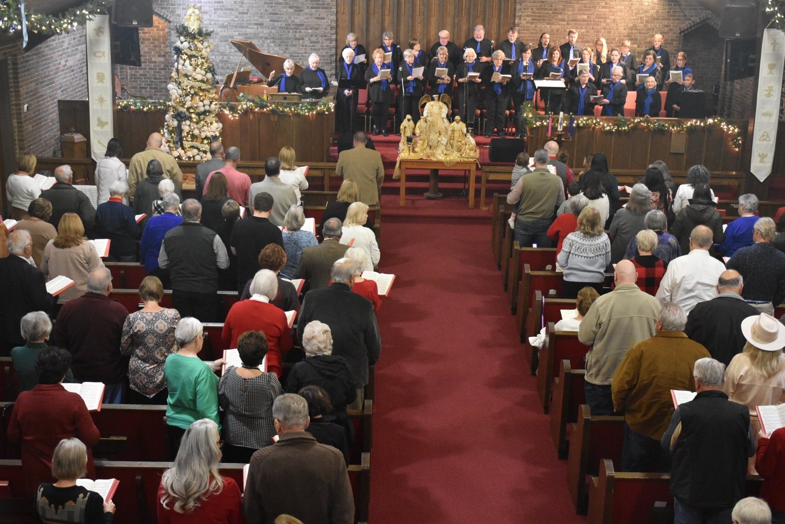 Choir and congregation in worship